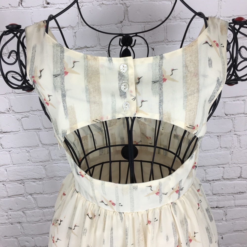 UO’s Silence + Noise Crane Dress Sz XS - Picture 3 of 8